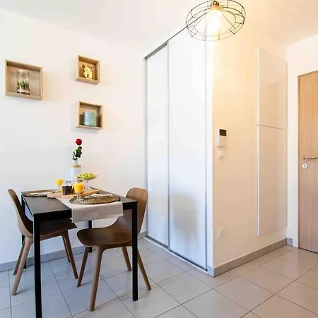 Le Tony Garnier Check In H24 Wifi Apartment Lyon Exterior photo